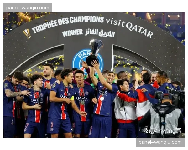 巴黎圣日耳曼客场2-0击败摩纳哥,积分榜领先优势扩大至8分 巴黎圣日耳曼客场2-0击败摩纳哥,积分榜领先优势扩大至8分