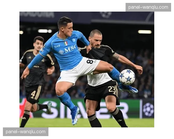 维罗纳定位球创造机会意甲第三，都灵防守韧性面临考验